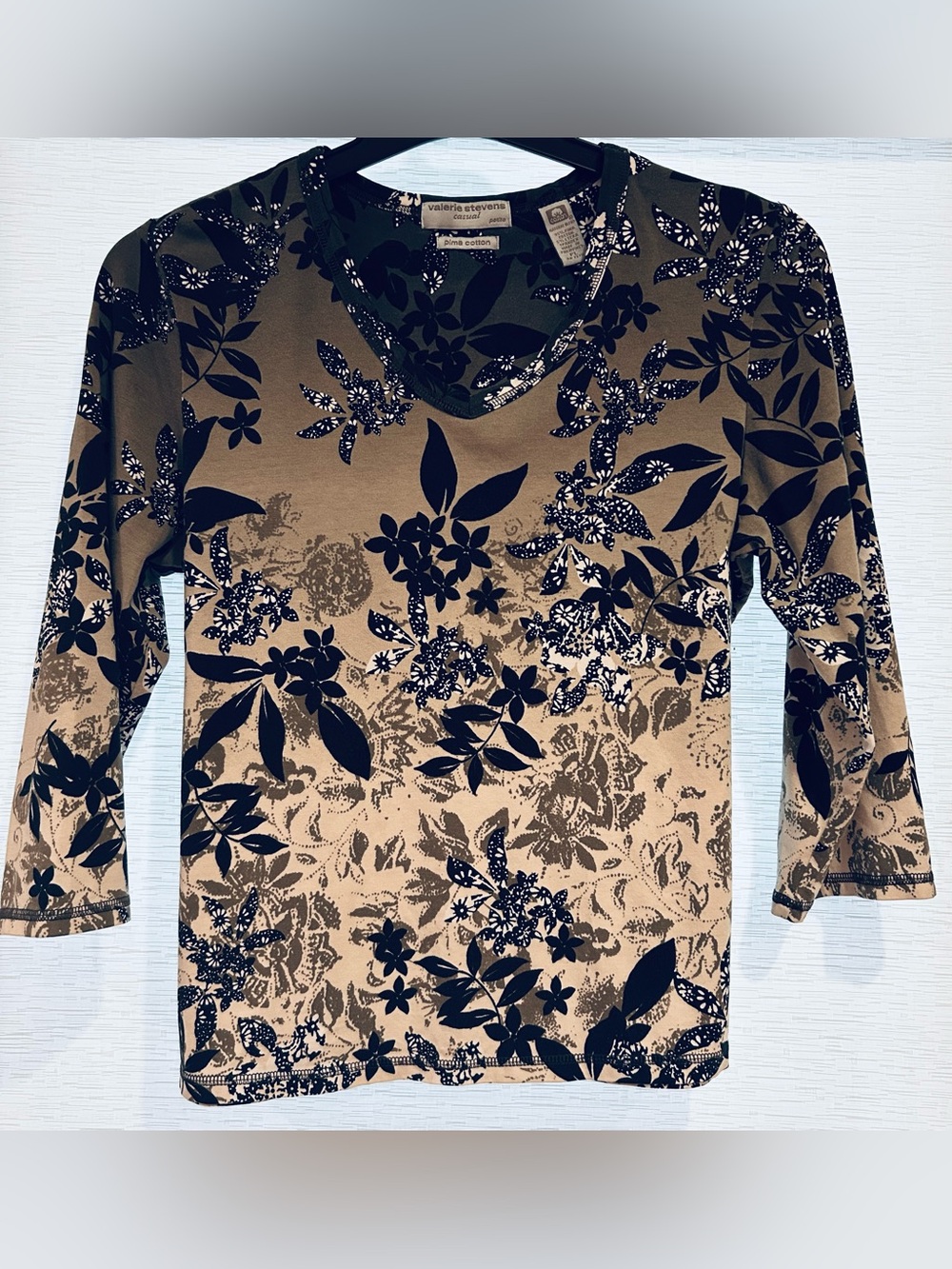 Valerie Stevens Tan and Black Floral V-Neck Long Sleeve Top